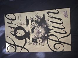 Buch "Love Run" Black Edition Daphne Büher ungelesen