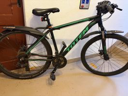 Mountainbike Totem schwarz gruen gebrauchter Zustand