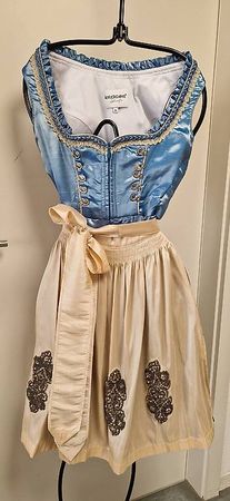 Wunderschönes Dirndl mit Schürze 