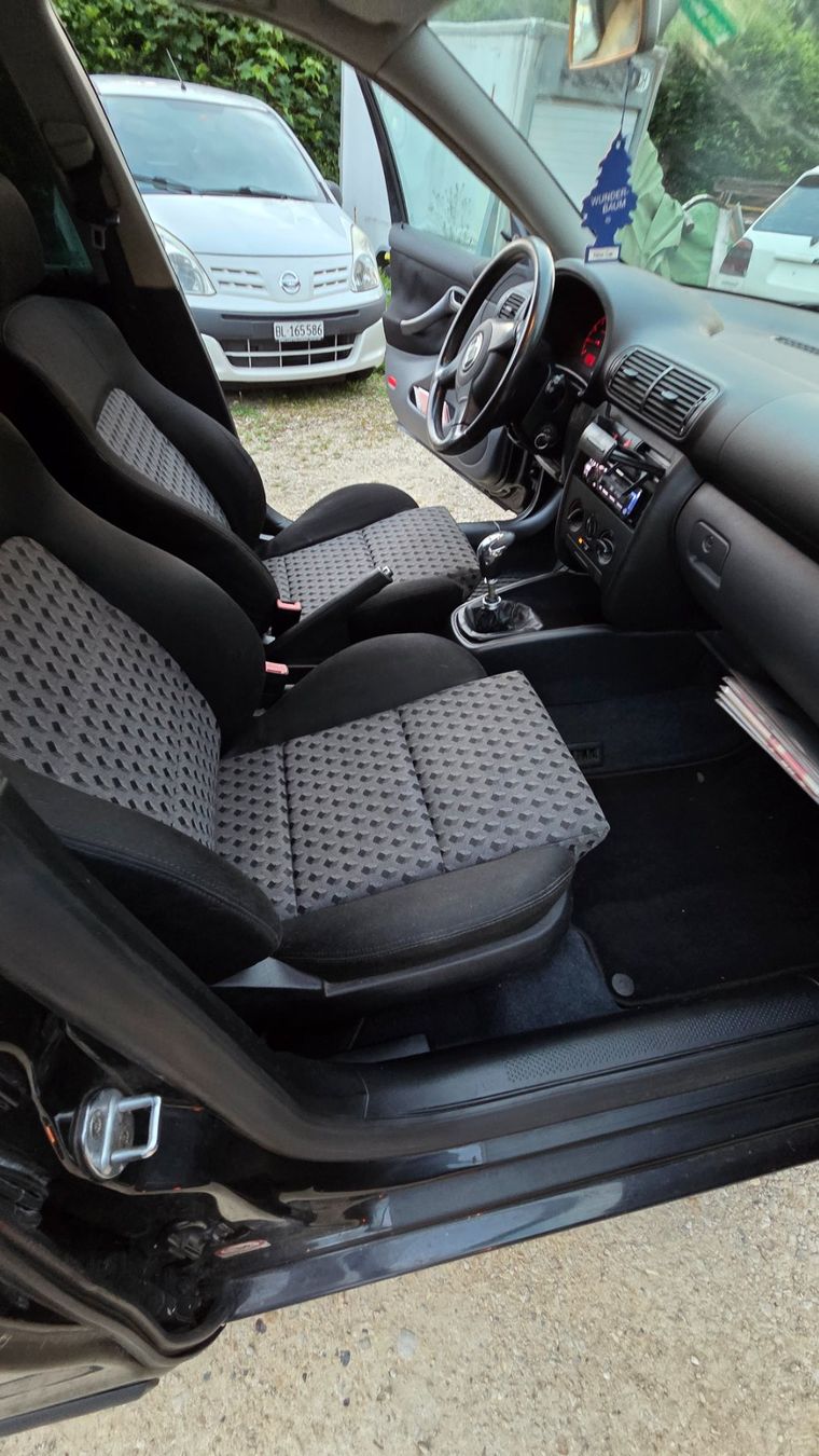 Seat Automobili: Seat Leon 1.8 – Usato da Frenkendorf venduto da vladi010 4
