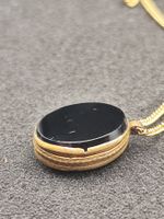Jugendstil Amulett aus Messing vergoldete Kette um 1900j Top