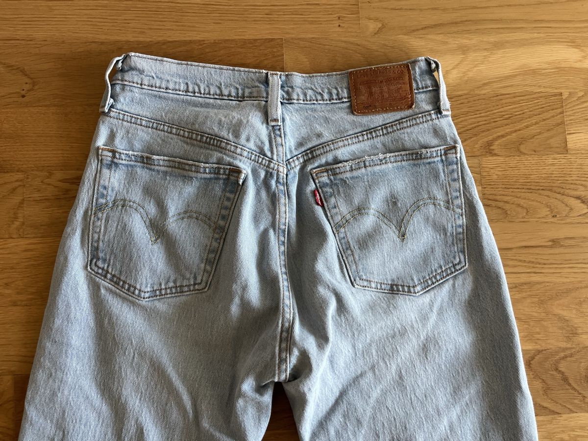 Levi's Jeans: Levi's 501 Jeans W26 L32 – Usato da Frauenfeld venduto da heyLani 3
