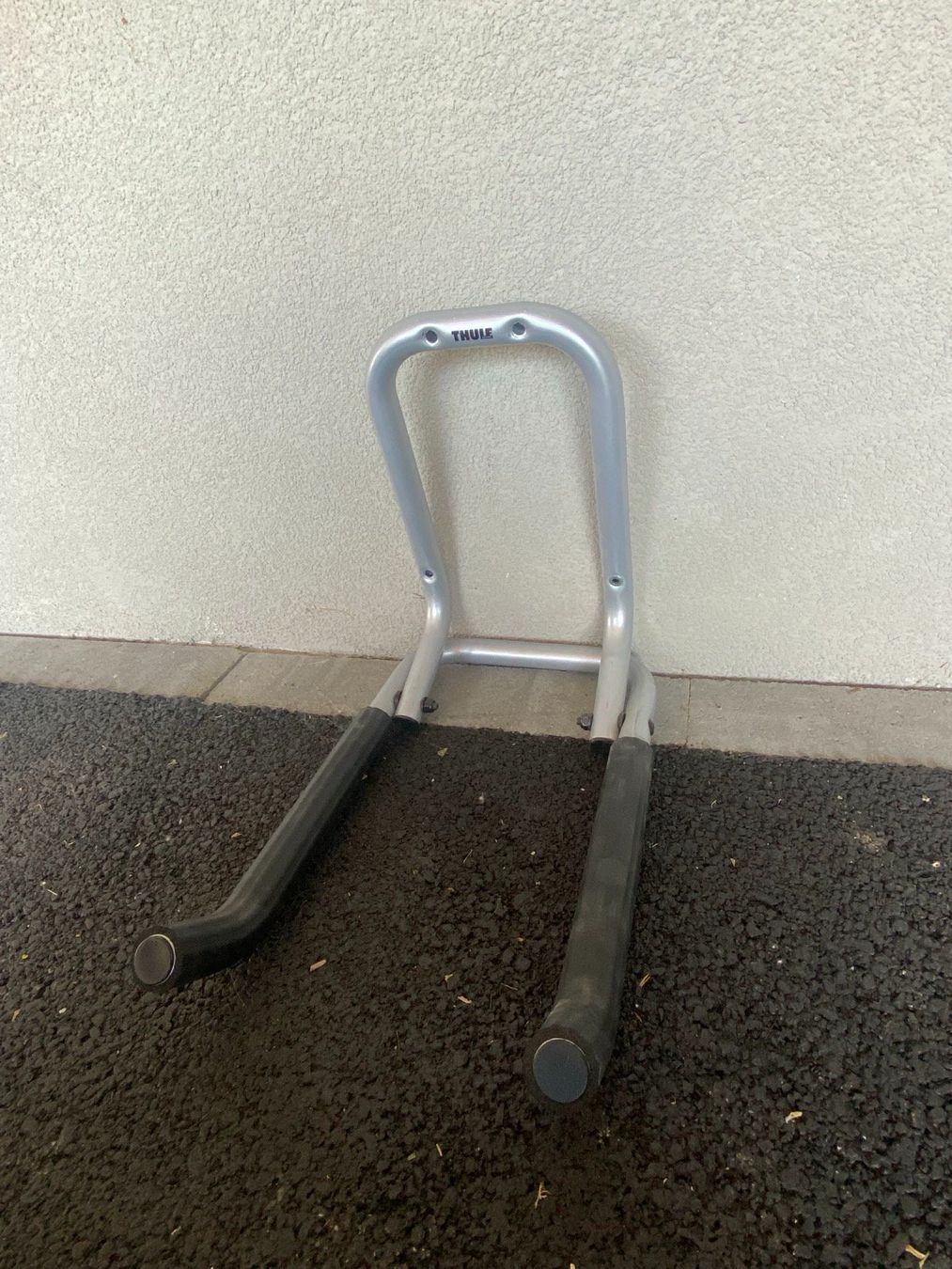 Cavalletti per biciclette: Porte-vélo mural Thule. Comme neuf – Usato da Crissier venduto da esn_m2qr 1