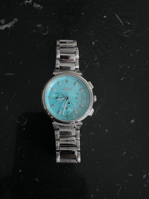 Hugo Boss Montres: Uhr von BOSS – D'occasion à Kilchberg ZH par SabineF01