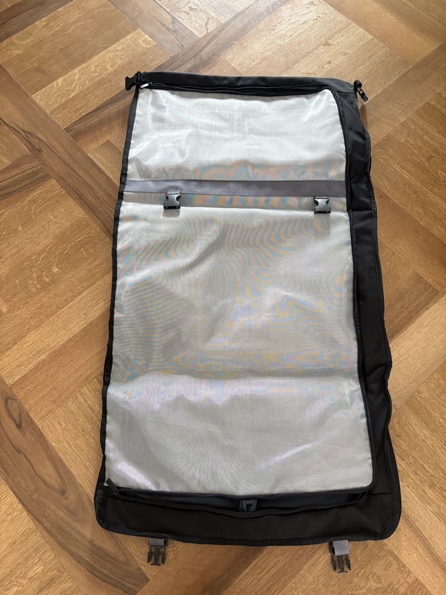 Mandarina Duck Valigie: Mandarina Duck Tasche – Usato da Bern venduto da Sean12 1