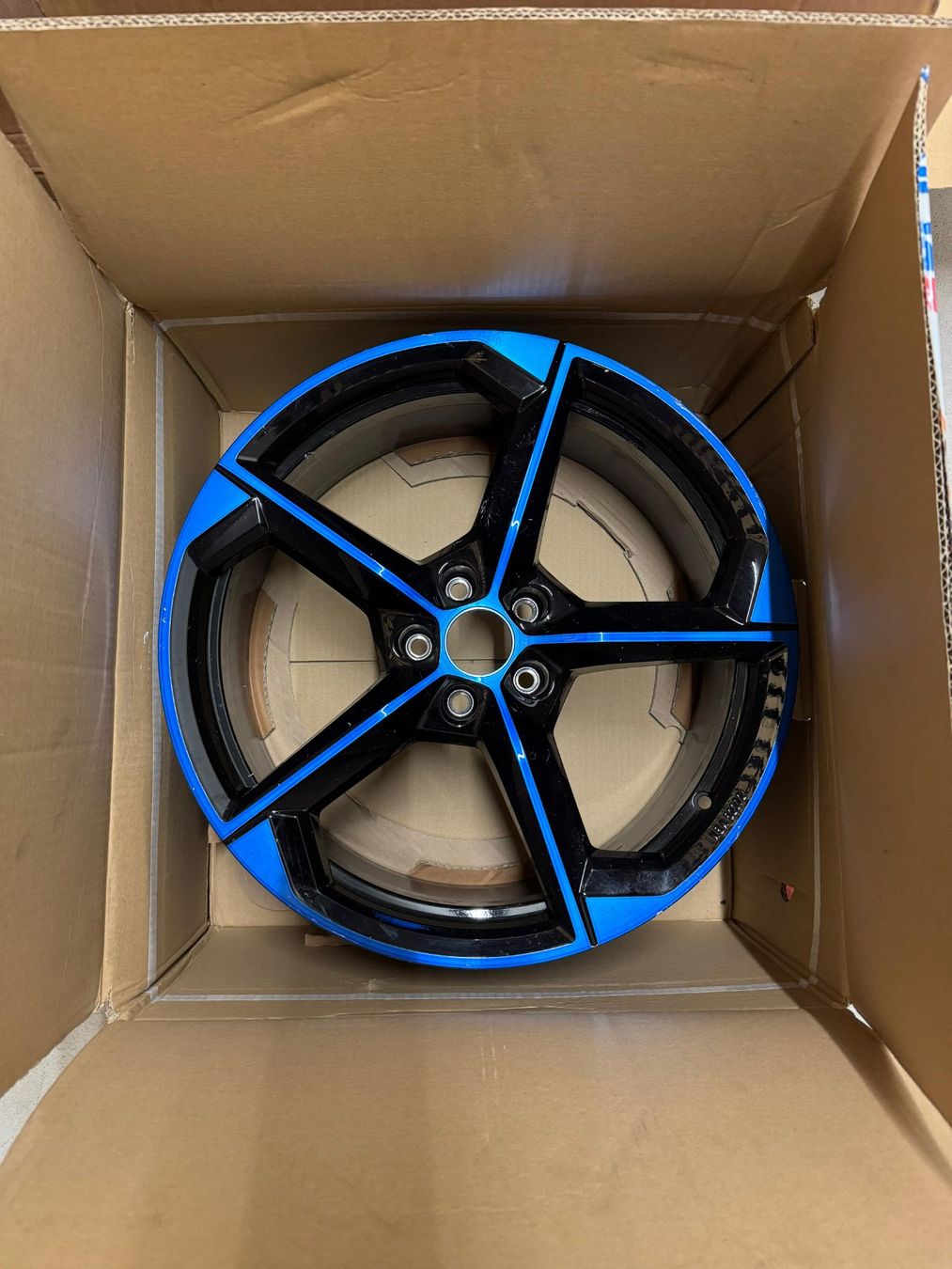Cerchioni: 4x VW Felgen, Ronal 8.5x20" – Nuovo (secondo la descrizione) da Uster venduto da Rafael_A