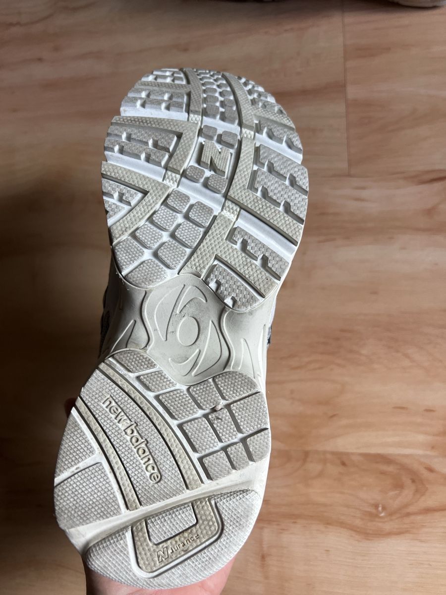 New Balance Scarpe da uomo: New Balance Sneaker 725 – Usato da Stäfa venduto da marco0704 5