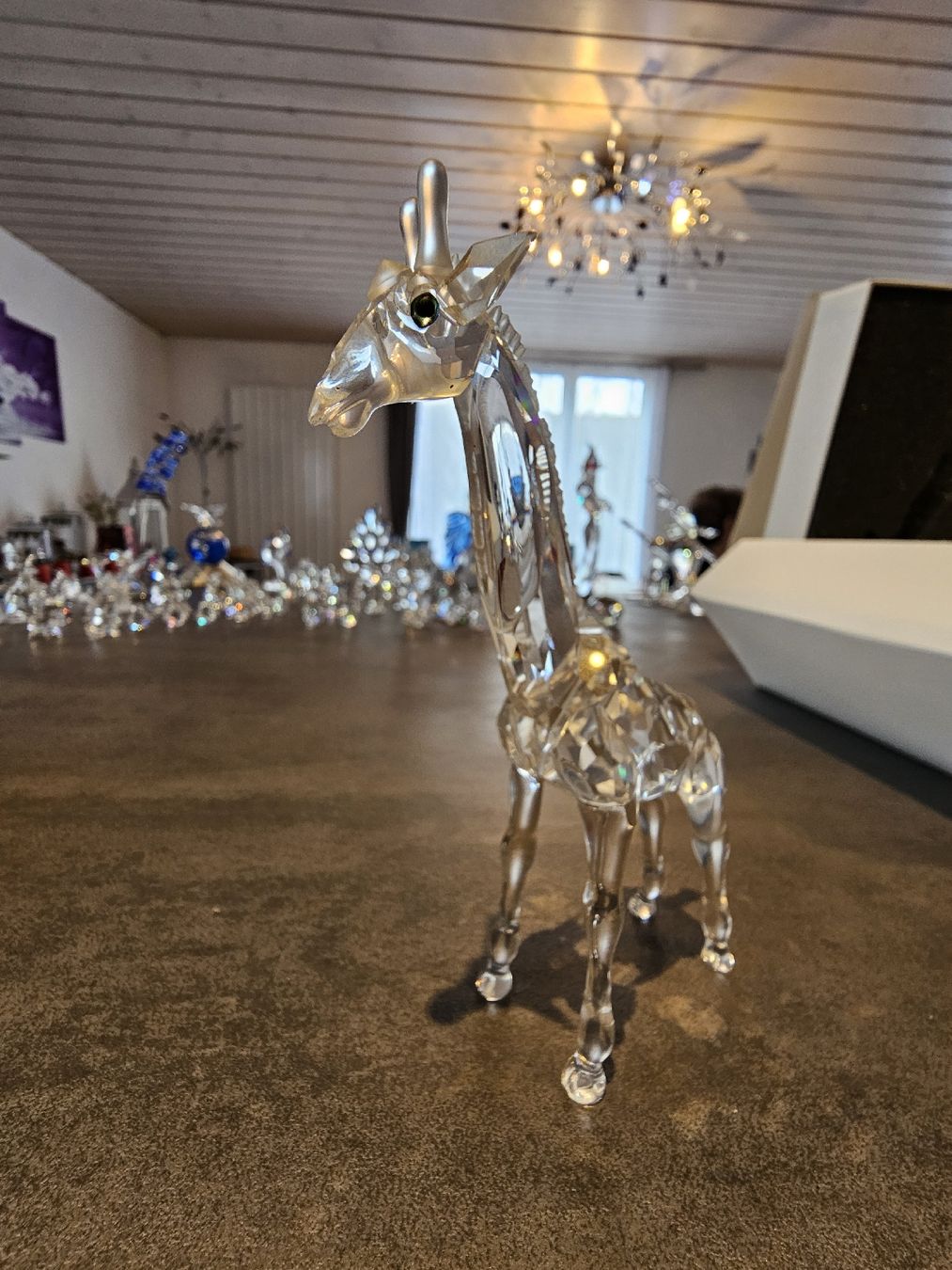 Swarovski Figuren: Swarovski Babygiraffe 236717 – Neu und originalverpackt aus Roggwil BE von val_cqv7 1