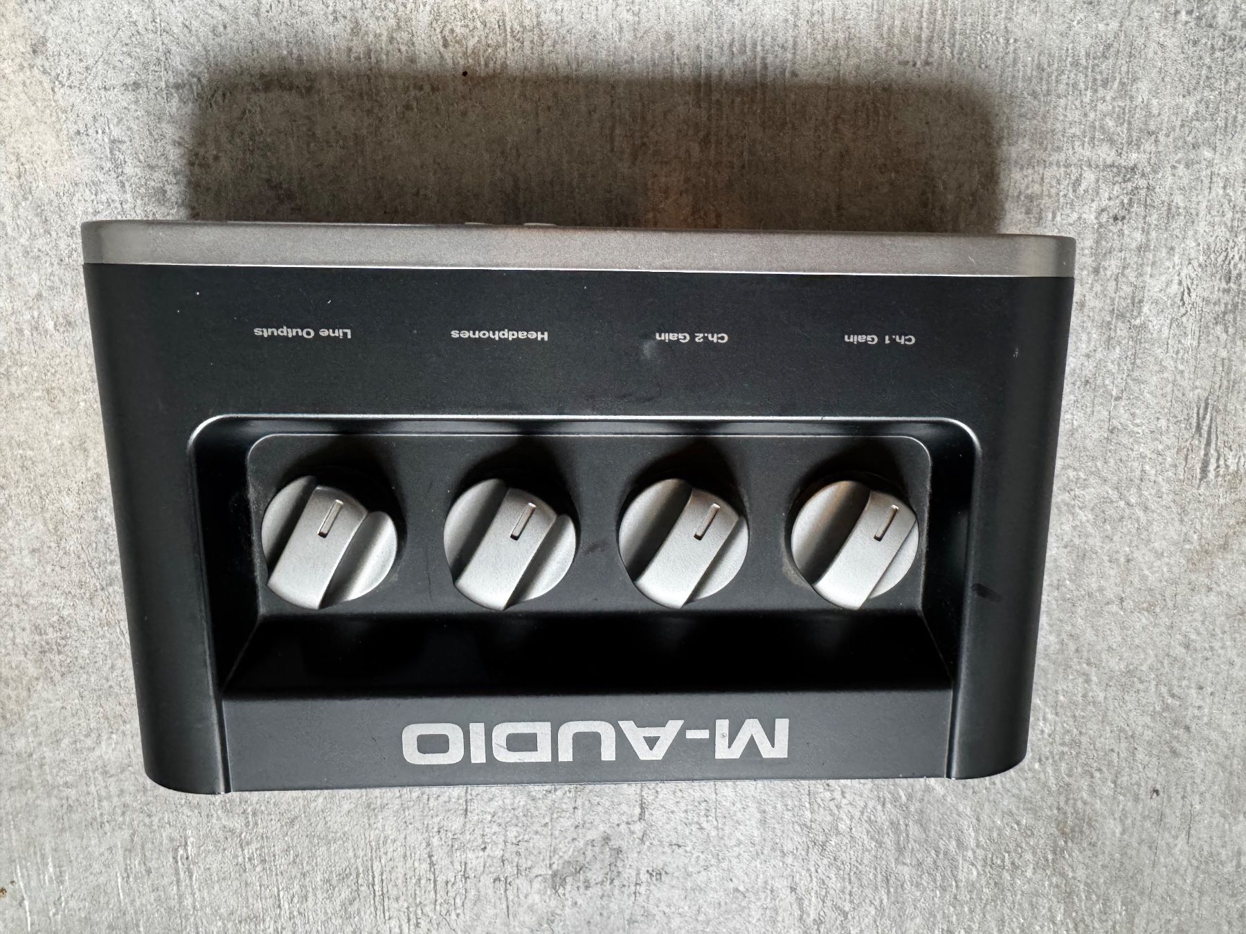 M-Audio Equipement studio: Carte son M-Audio MobilePre – D'occasion à Troistorrents par colophon