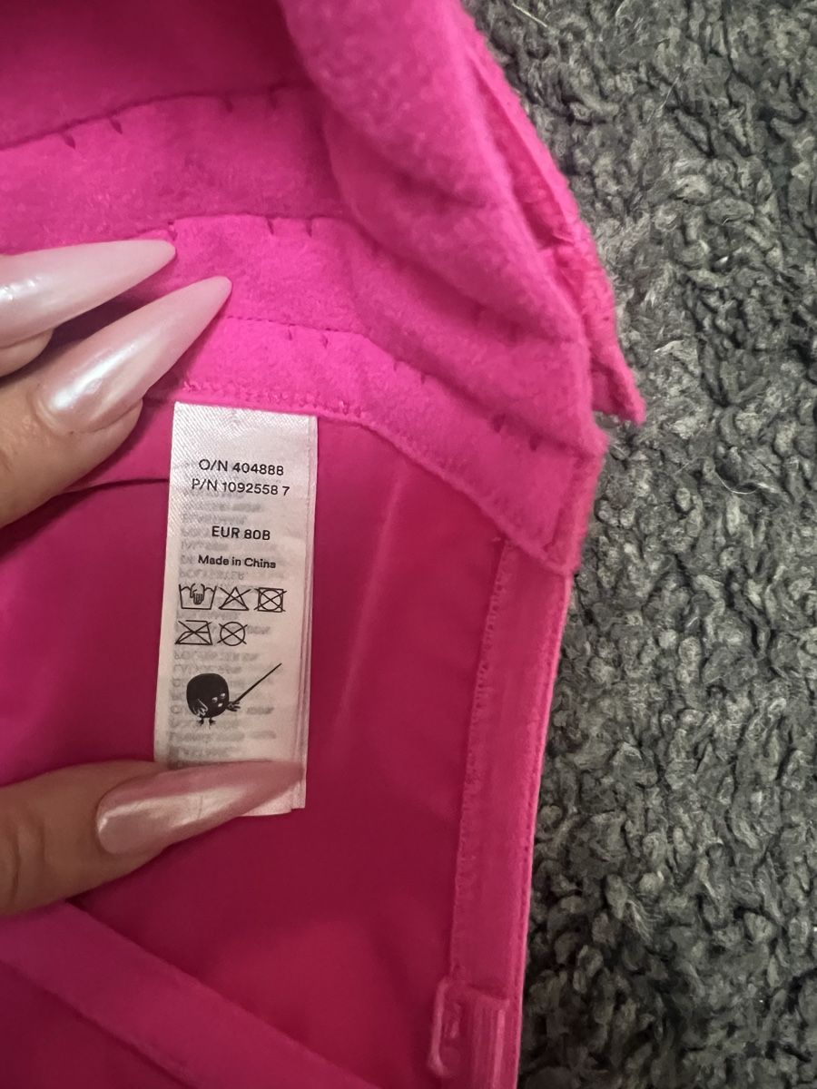 Tops: •Monki•Pinkes Satin Bustier - Gr. M(80B)🩷 – Neu (gemäss Beschreibung) aus Effretikon von Briga.S. 2