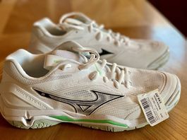 Mizuno Hallenschuhe Wave Stealth 6 Gr 42 neu