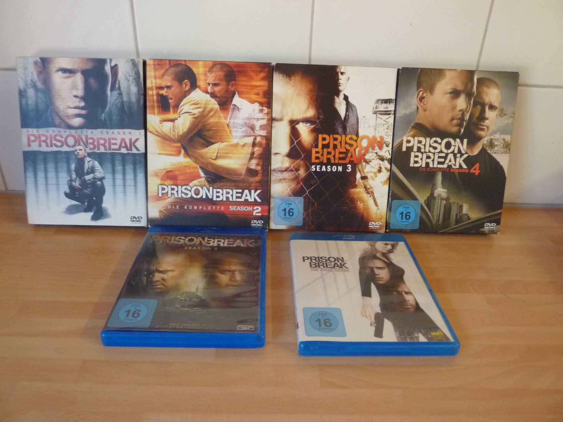 Tutti i DVDs: Prison Break Staffel 1-6 – Usato da Niederscherli venduto da Zahnd1