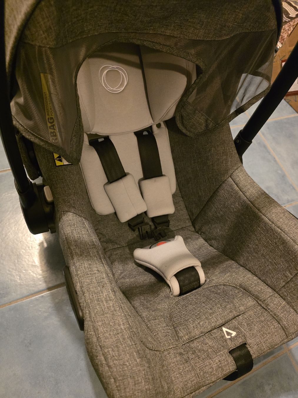 Nuna Seggiolini per auto: Siège auto Bugaboo Turtle Air by Nuna – Usato da Biel/Bienne venduto da Pinguin_bleu 2