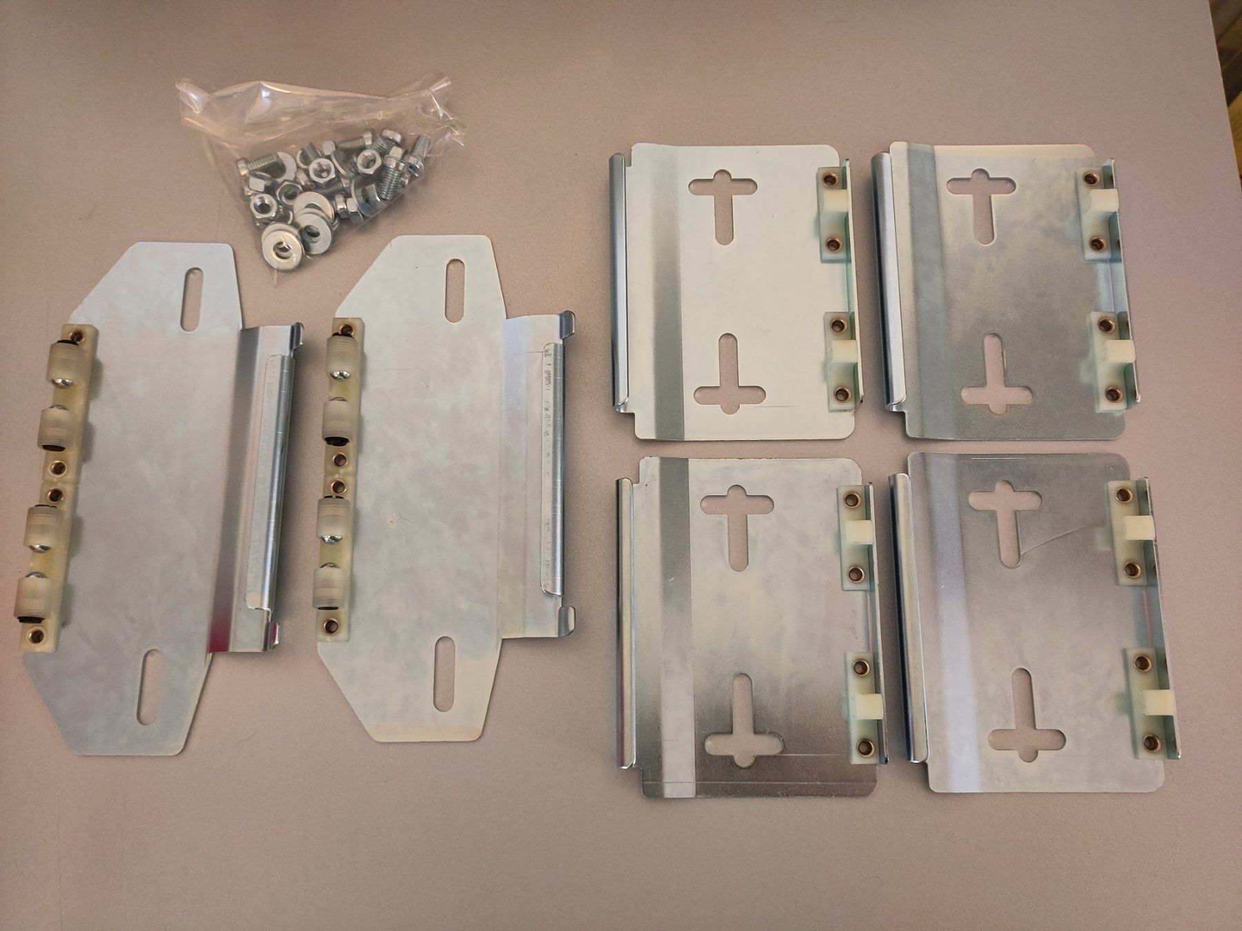 Alle Autoersatzteile: Wechselnummer-Halter Set Schnapp – Neu (gemäss Beschreibung) aus Bülach von Tiefschlaflos 1
