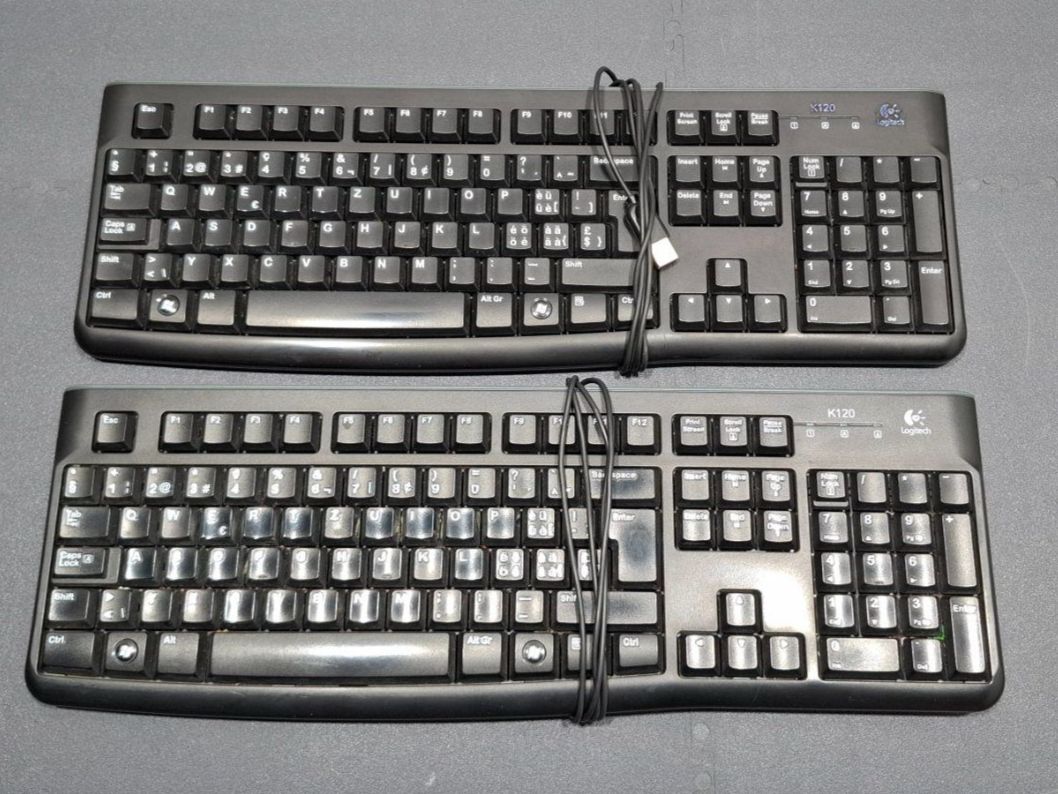 Logitech Tastiere: Lot de 2 claviers Logitech K120 USB – Usato da Villars-Ste-Croix venduto da pau_8fls