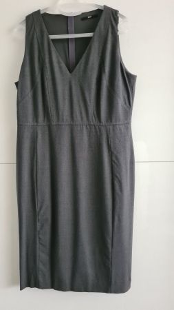 Elegantes Business Kleid HUGO BOSS Gr. 42 "Dajanita"