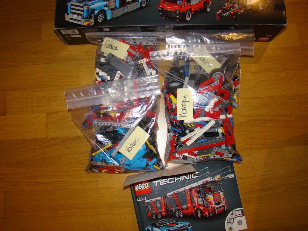 Lego Kit di costruzioni: Lego technic 42098, Transporteur de voitures – Nuovo (secondo la descrizione) da Lussery-Villars venduto da pousinete02 5
