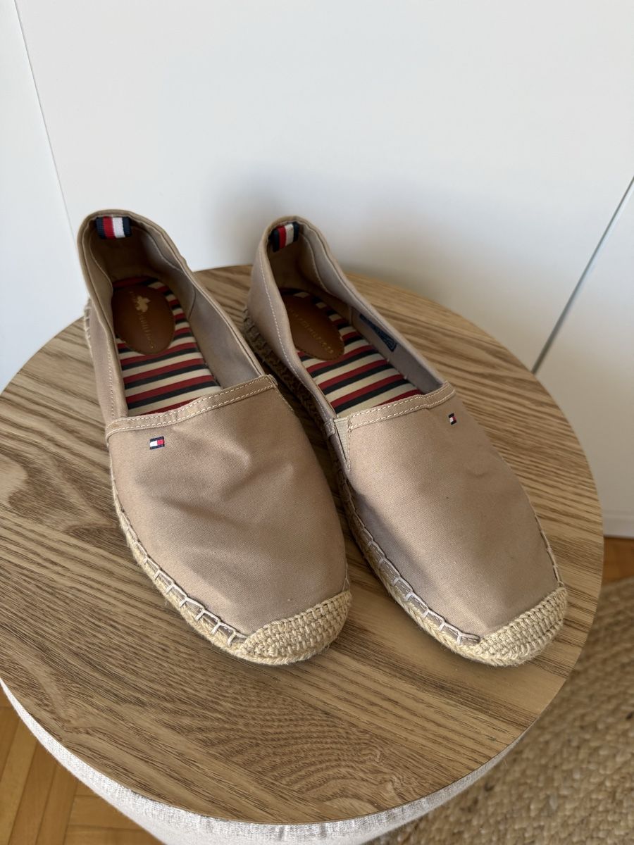 Tommy Hilfiger Scarpe da donna: Tommy Hilfiger Espadrilles 39 – Nuovo (secondo la descrizione) da Luzern venduto da Aistee 1