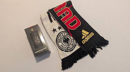 Deutschland-/ DFB-Set: Fan-Schal & Thermobecher
