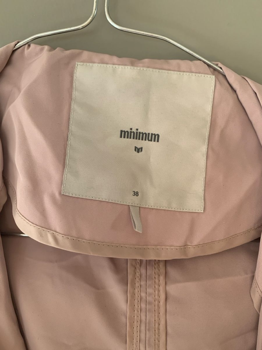 Giacche: Minimum Übergangsjacke Regenjacke Gr. 38 , Farbe flieder – Usato da Amriswil venduto da rah_hd2j 1
