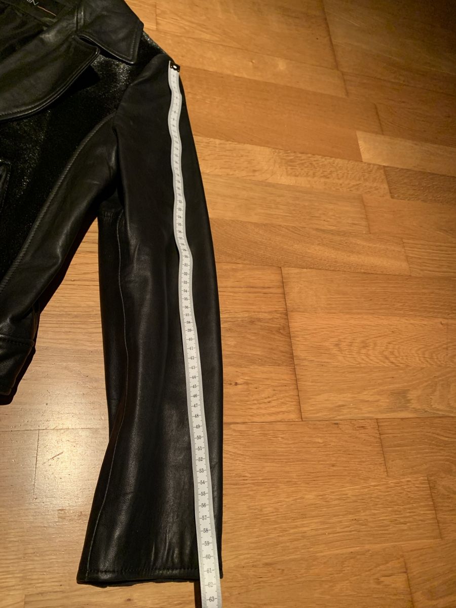 Marc Cain Giacche: Marc Cain Lederjacke gr 36. Neu – Nuovo (secondo la descrizione) da Sempach venduto da katzaana3 4