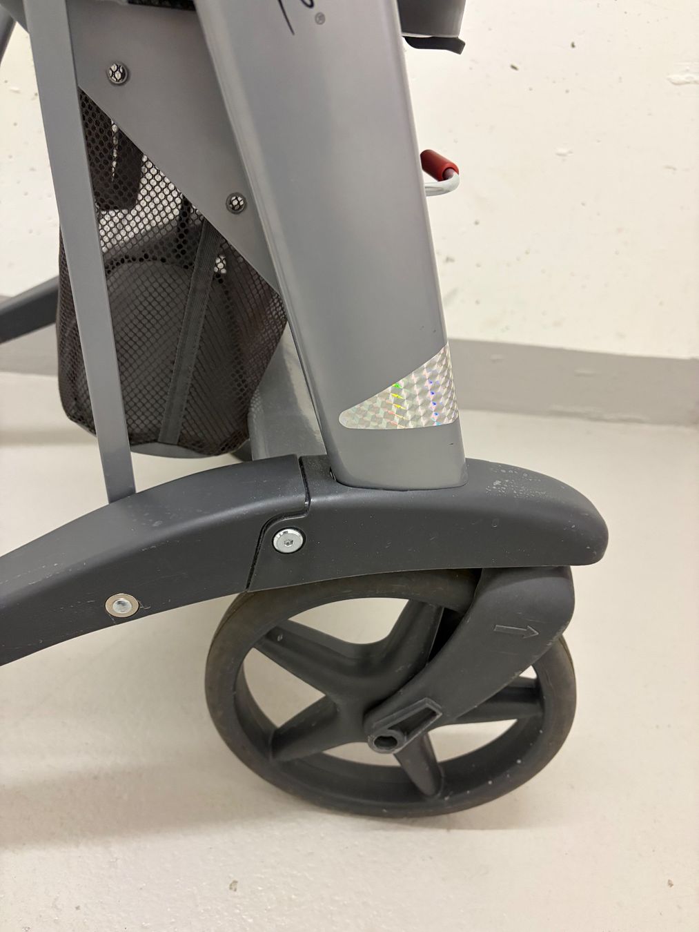 Gehhilfen: ROLLATOR Active Access -Testsieger Kassensturz NP 320- – Gebraucht aus Unterägeri von Sportster0 6
