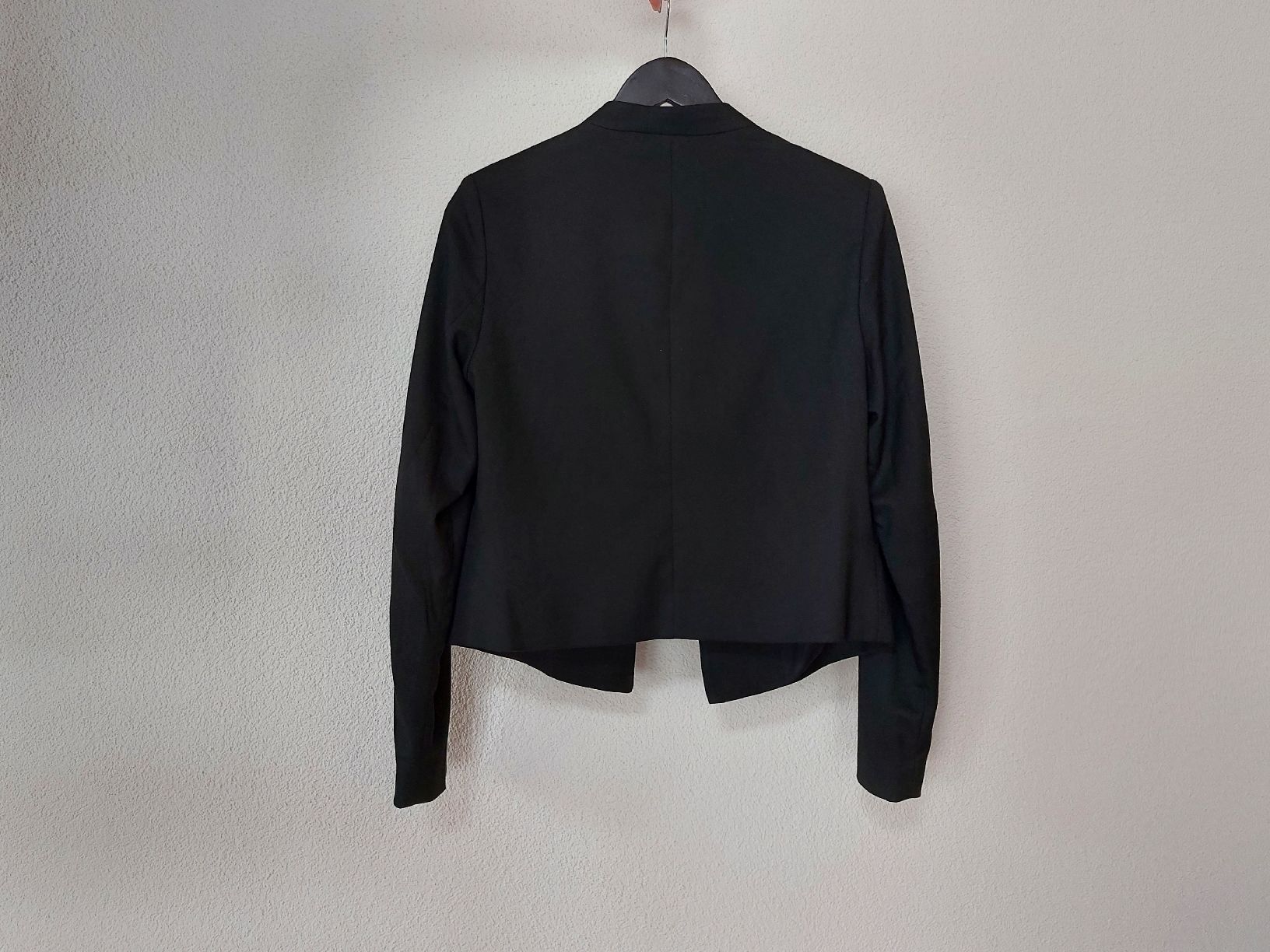 Vero Moda Giacche: Schwarzer Blazer von Vero Moda, Top Zustand! – Nuovo (secondo la descrizione) da Effingen venduto da roe_7mb7 1