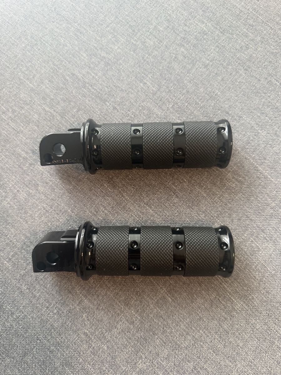 Harley-Davidson Toutes les pièces détachées moto: Performance Machine Fussrasten neu – Neuf (Voir description) à Horw par Gaben007 1