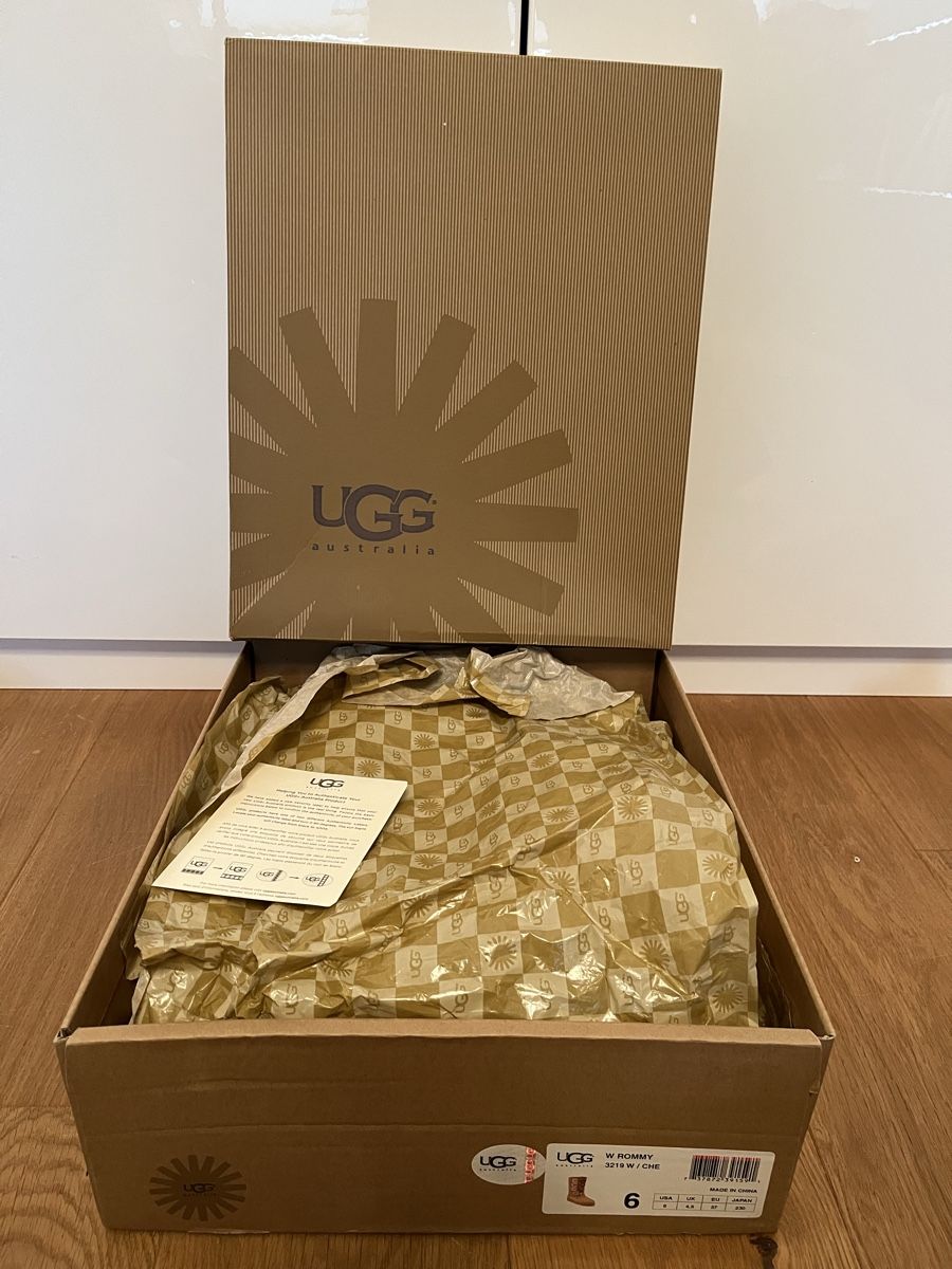 Ugg Scarpe da donna: Bottes UGG W Rommy – Usato da St. Prex venduto da Nikolletta 8