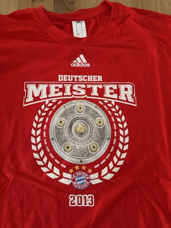 T-Shirt Adidas FC Bayern Deutscher Meister 2013 Grösse XL