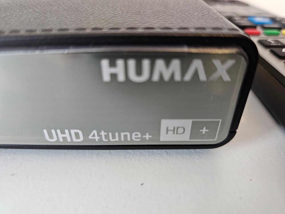 HUMAX UHD 4tune+ Quad Tuner - 4K Satelliten Receiver Mit 6 Monaten HD+ & WLAN