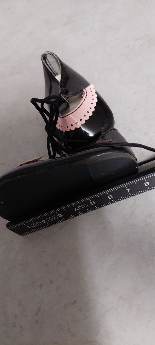 Puppen: Puppenschuhe – Gebraucht aus Muri AG von nindo1 2