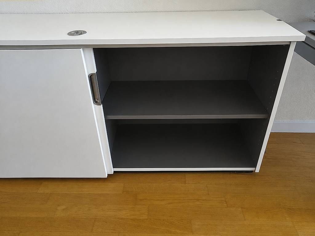 Schränke: Aktenschrank abschliessbar – Gebraucht aus Lachen SZ von Knobel83
