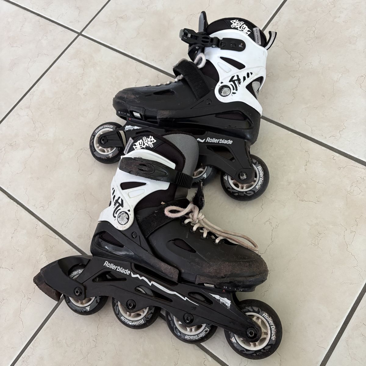 Pattini in linea & Pattini a rotelle: Rollerblades grösse 29-33 – Usato da Zimmerwald venduto da wuff81 4