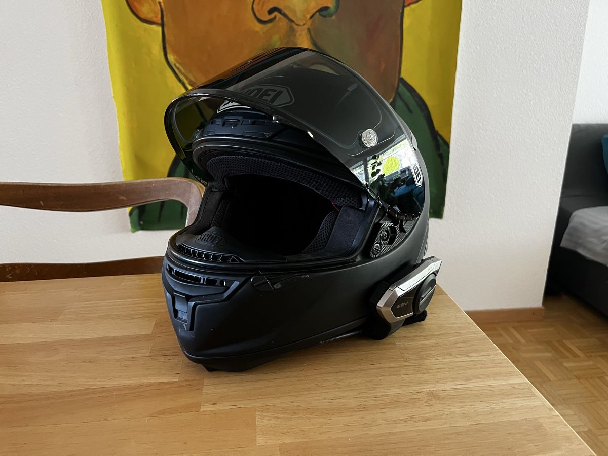 Shoei Caschi & visiere: SHOEI Motorradhelm inklusive Sena50S – Usato da Spiegel b. Bern venduto da jan_r5jr 3