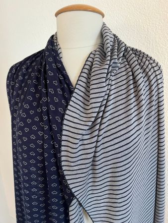 Colora Schal, Dunkelblau/Hellgrau/Herzen, 2 seitig, NEU