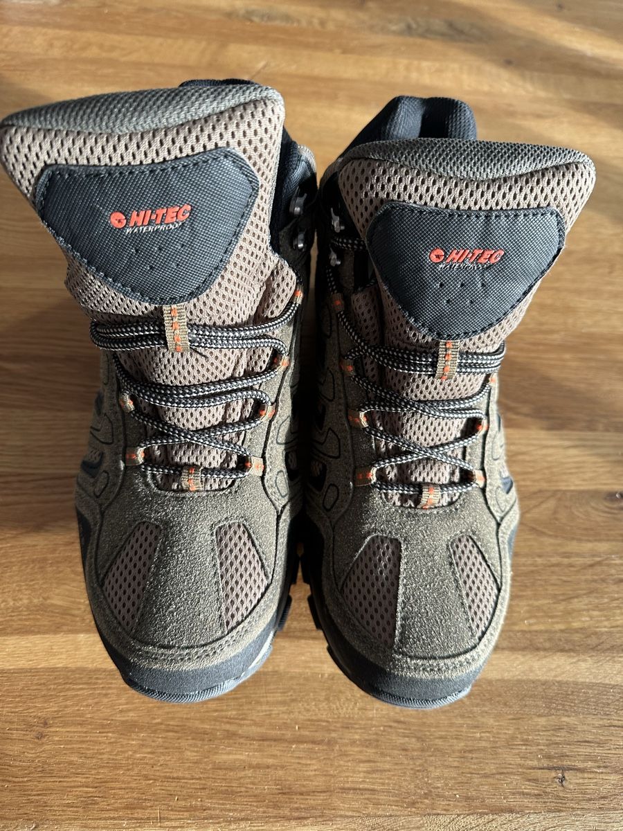 Herrenschuhe: Wanderschuhe HiTech – Neu (gemäss Beschreibung) aus Schwerzenbach von