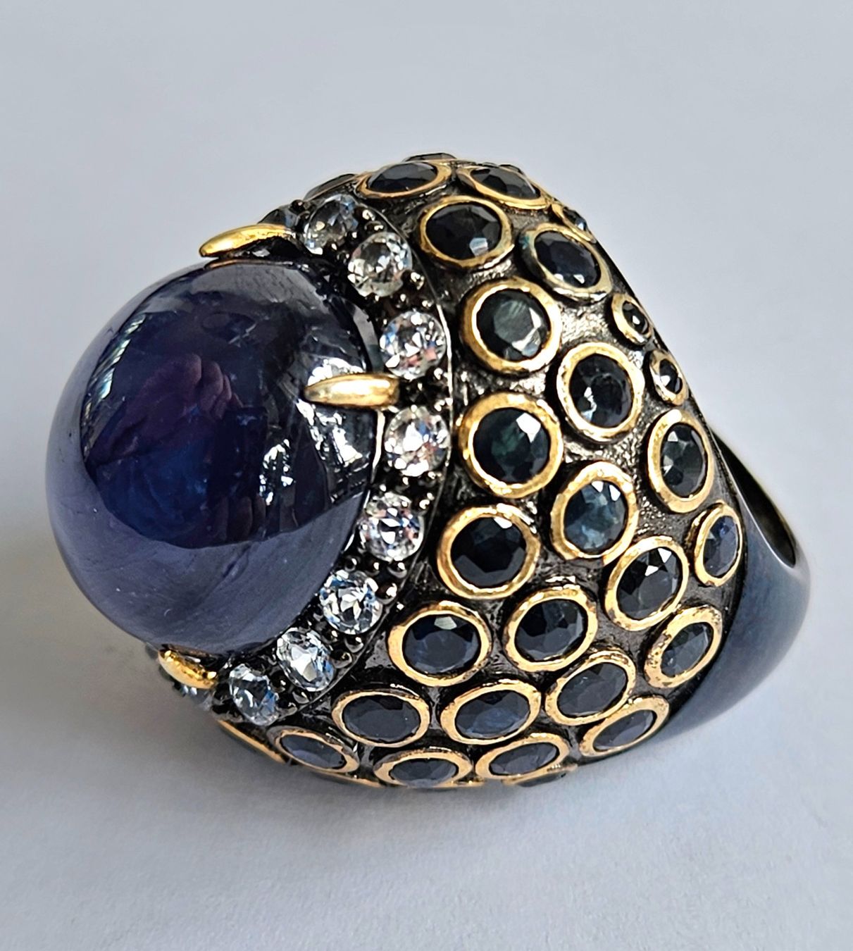 Anelli: Edler Ring mit grossem blauem Sternsafir – Nuovo (secondo la descrizione) da Zürich venduto da Bieter04 6