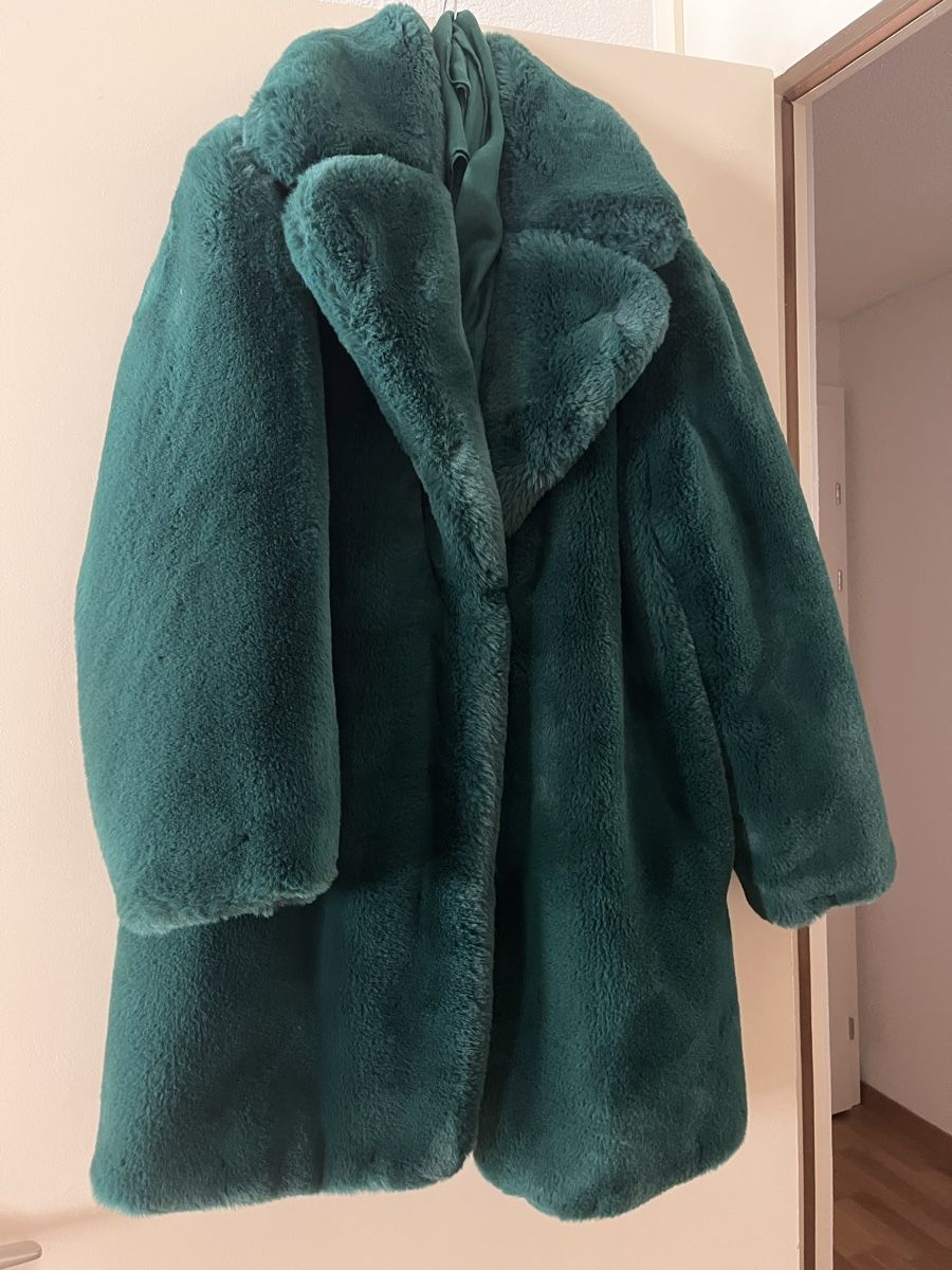 Zara Cappotti: Zara faux fur Mantel – Nuovo (secondo la descrizione) da Bern venduto da Snowtartine 2
