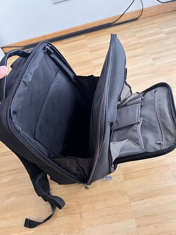 Sacs à dos: Dicota Business Rucksack – D'occasion à St. Gallen par ryo83 2
