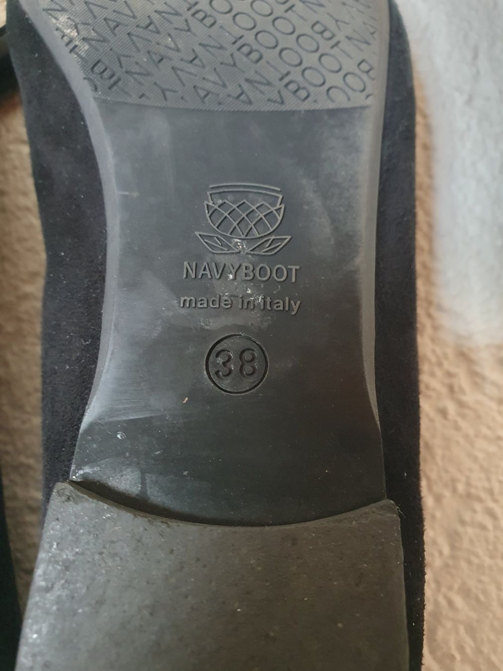 Navyboot Damenschuhe: Navyboot Slipper Wildleder schwarz Grösse 38 – Gebraucht aus Teufen AR von pischa 2