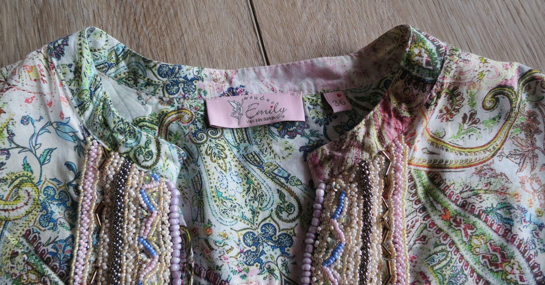 Camicette: Verkaufe Bluse von Emily Grösse 36 – Nuovo (secondo la descrizione) da Olten venduto da Lilafarben 2