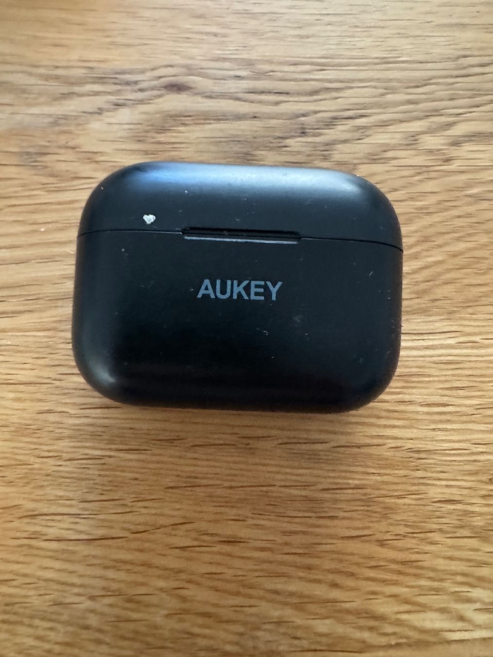 Cuffie: Aukey Kopfhörer Ladecase – Usato da Adliswil venduto da Busys