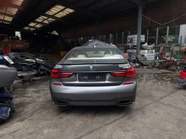 BMW 750i xDrive SAG 2016 Motor (N63B44C) + alle Teile
