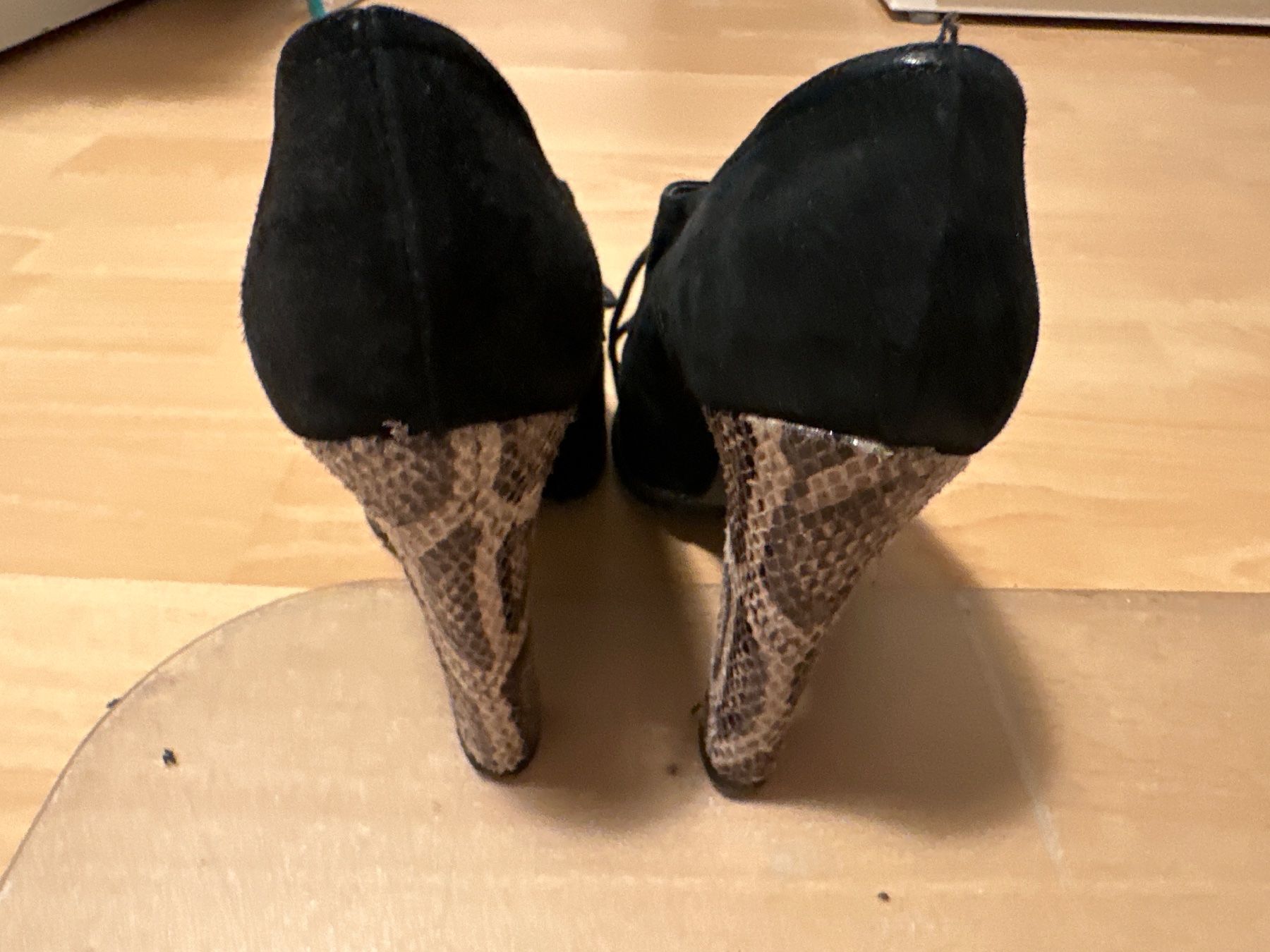 Chaussures femmes: Stiefeletten Gr.38 – D'occasion à Ebikon par Minimelili11 1
