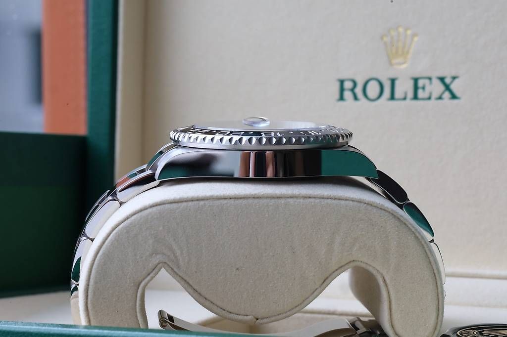 Rolex Orologi: Rolex GMT Master 2 126710GRNR – Nuovo e nell'imballaggio originale da Wollerau venduto da RekociTimepieceGmbH 4