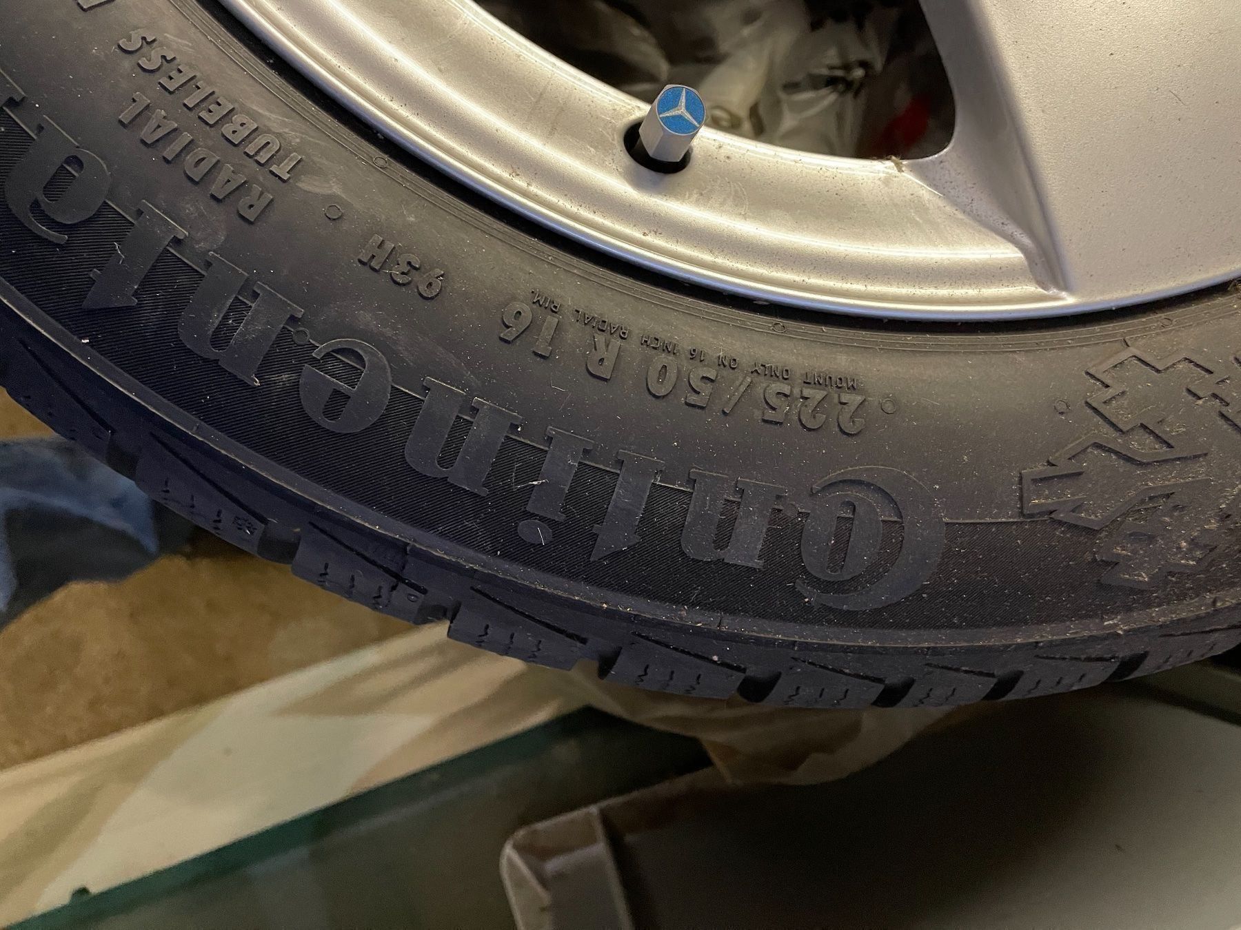 Mercedes-Benz Cerchioni: Alufelgen mit Winterreifen – Usato da Sargans venduto da Svx100 1