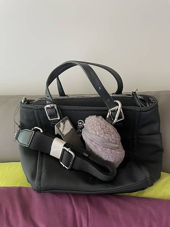 Borsa Parfois impermeabile mai usata