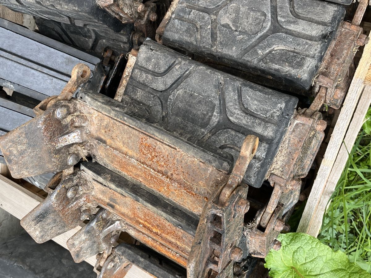 Tutte le macchine: Raupen – Usato da Vrin venduto da Pezdavrin 3