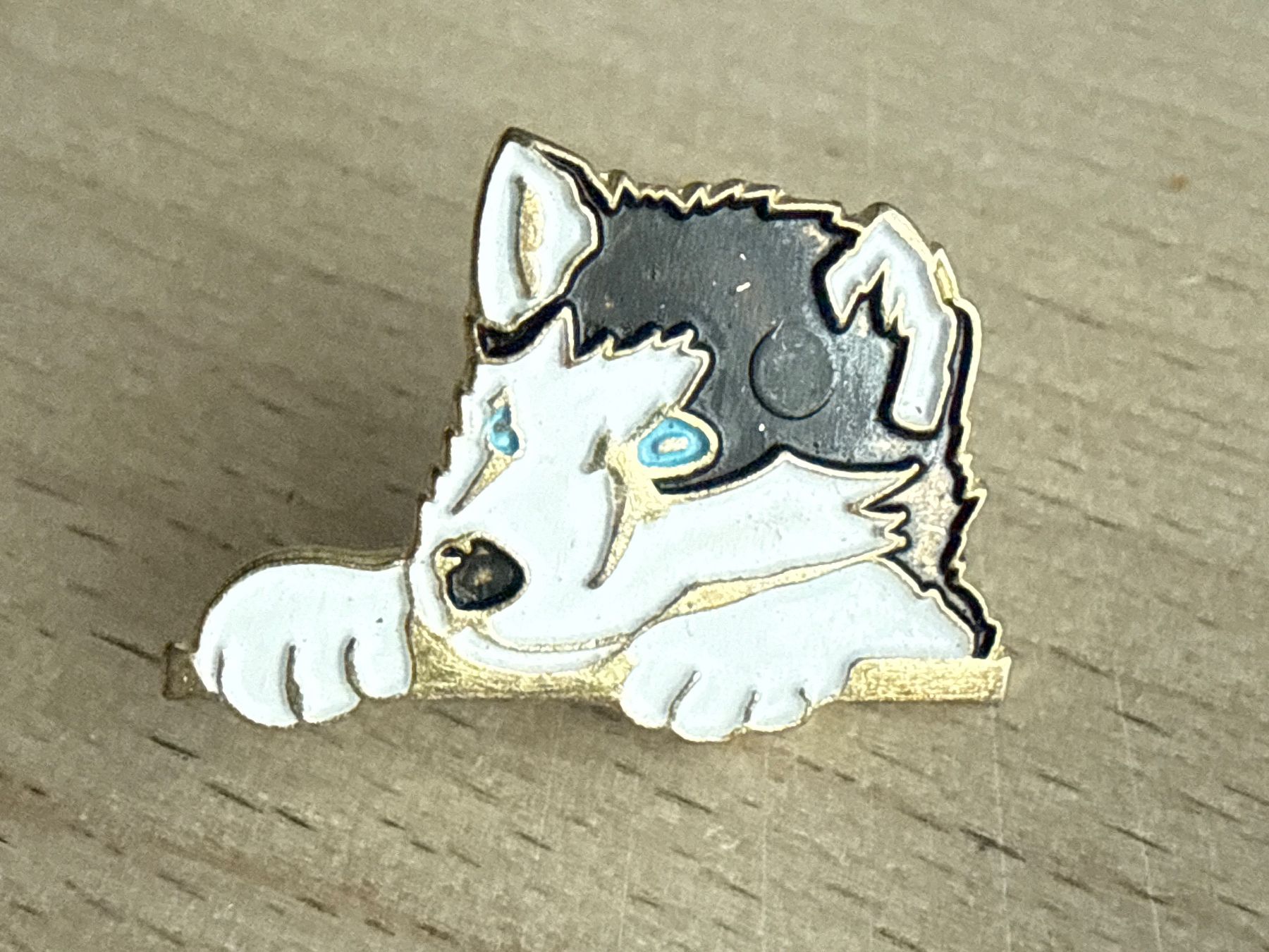 Plaquettes & Badges: Pin Hund Husky – D'occasion à Glattbrugg par Schweigmatt